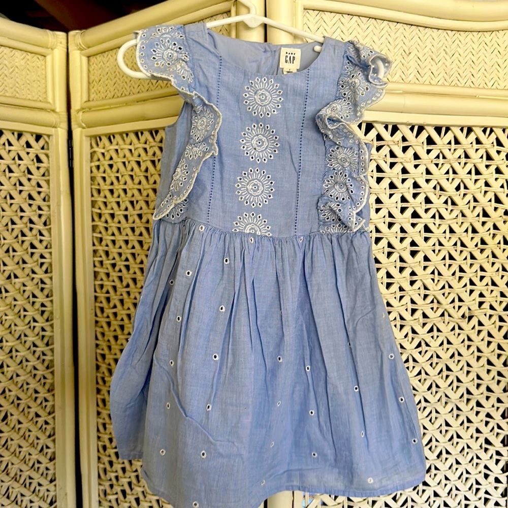 Baby gap dress